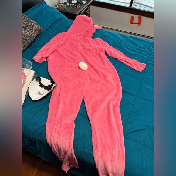 Adult Fortnite rabbit raider costume MD/LG - Picture 6 of 7